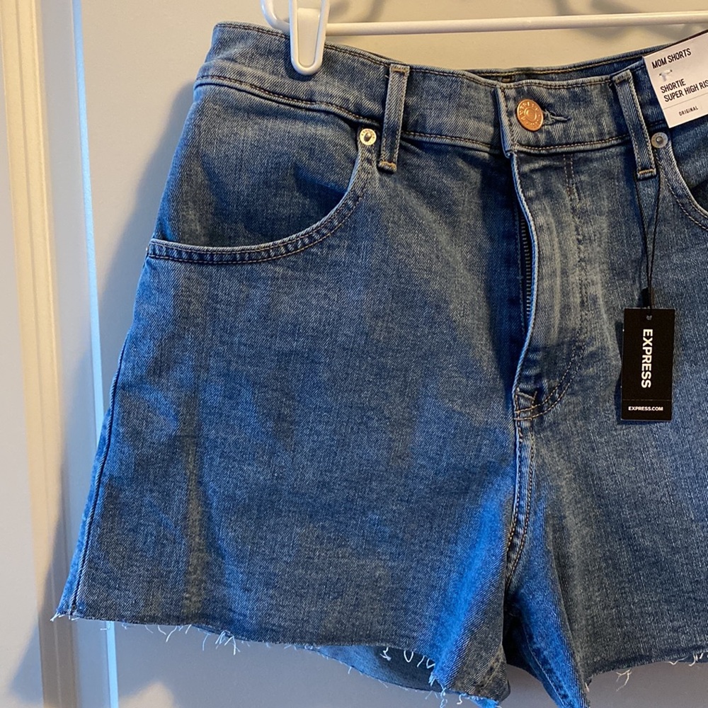 Mom Shorts - Picture 2 of 5
